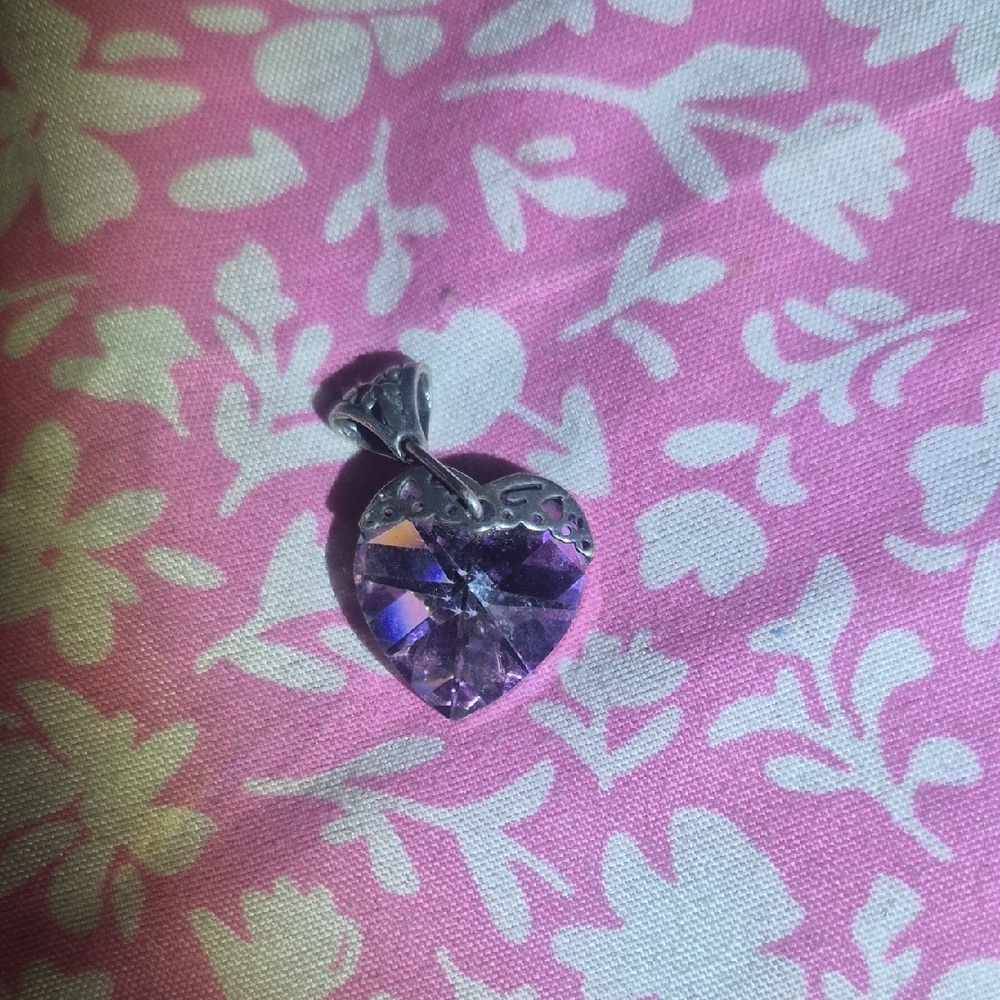 Elegant Silver Heart Pendant